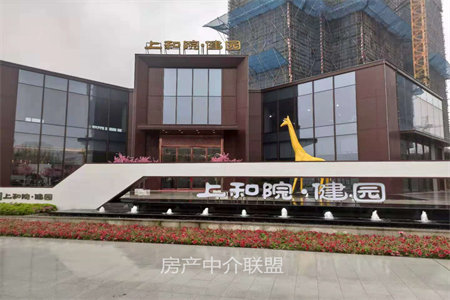 诸城市龙都街道和美苑小区2室1厅1卫70㎡学区房带家具